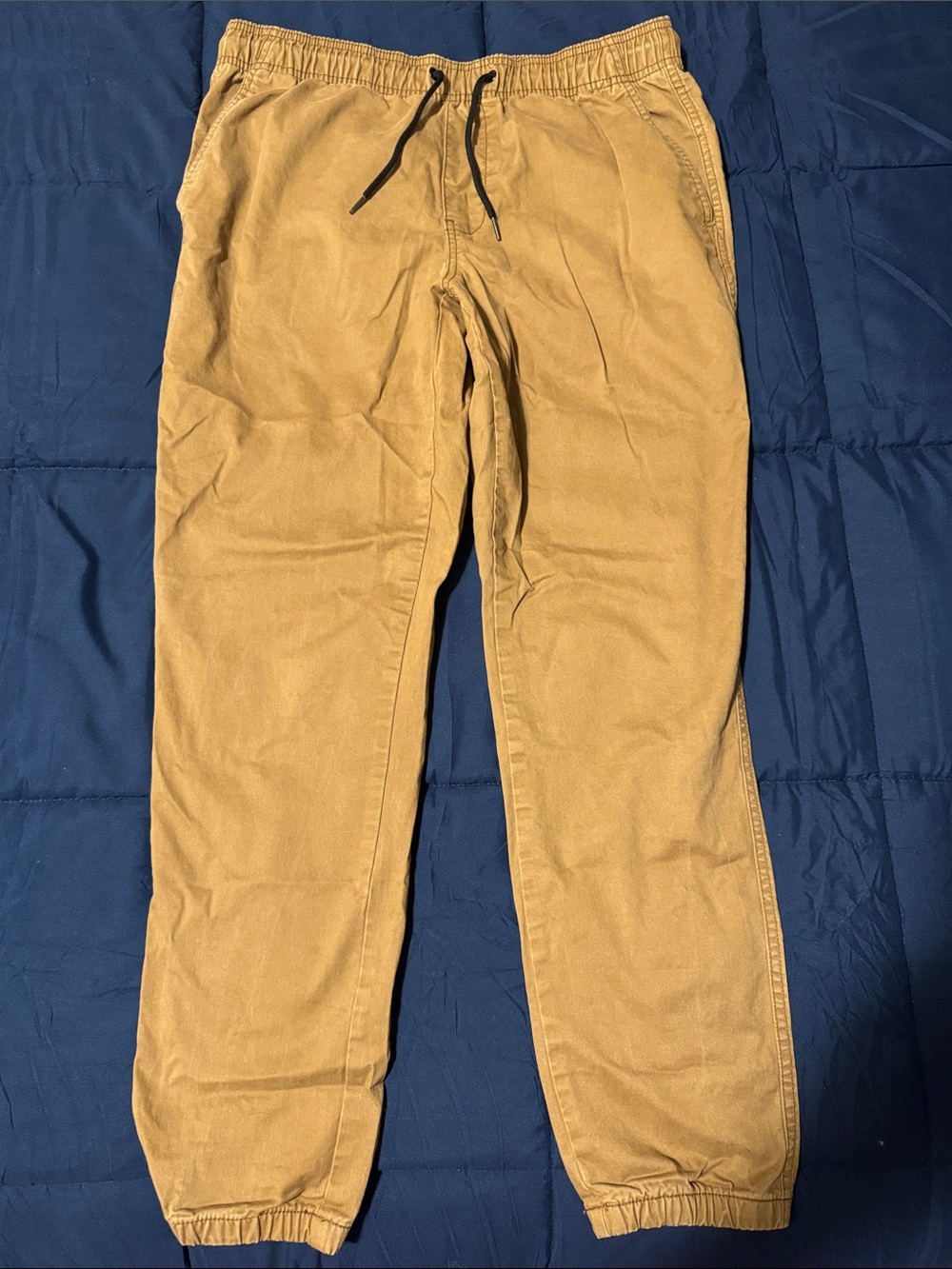 Old Navy Men's Drawstring Joggers in Tan